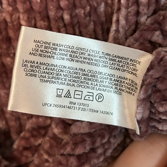 Women’s Orvis plush knit pullover sweater—large - Picture 4 of 6